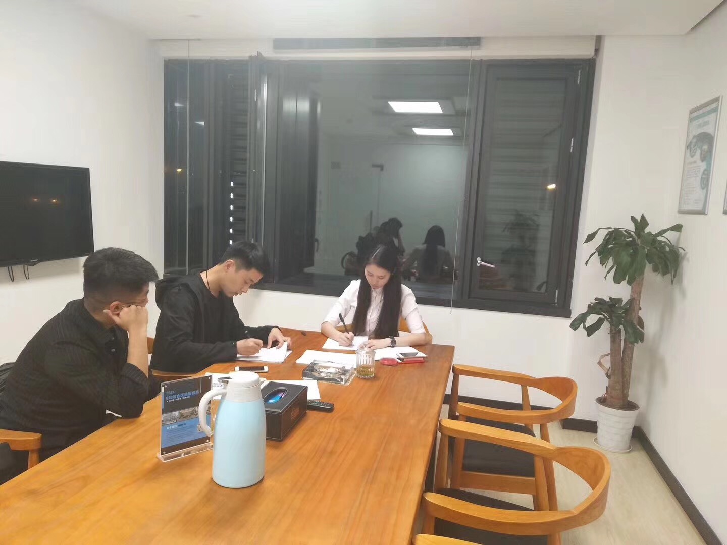 熱烈祝賀馬總、張總簽約創(chuàng)綠家亳州縣級(jí)代理！