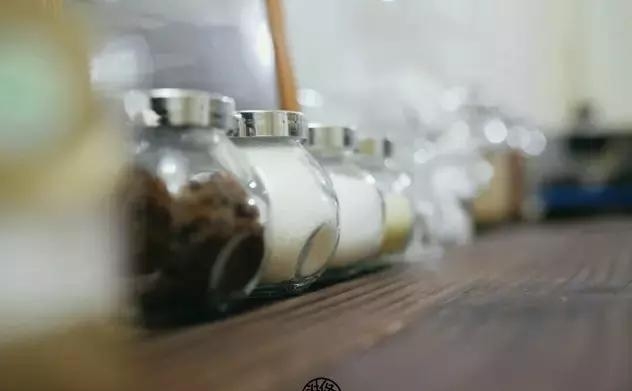 21天3000元重裝出租屋 除甲醛莫忘記！