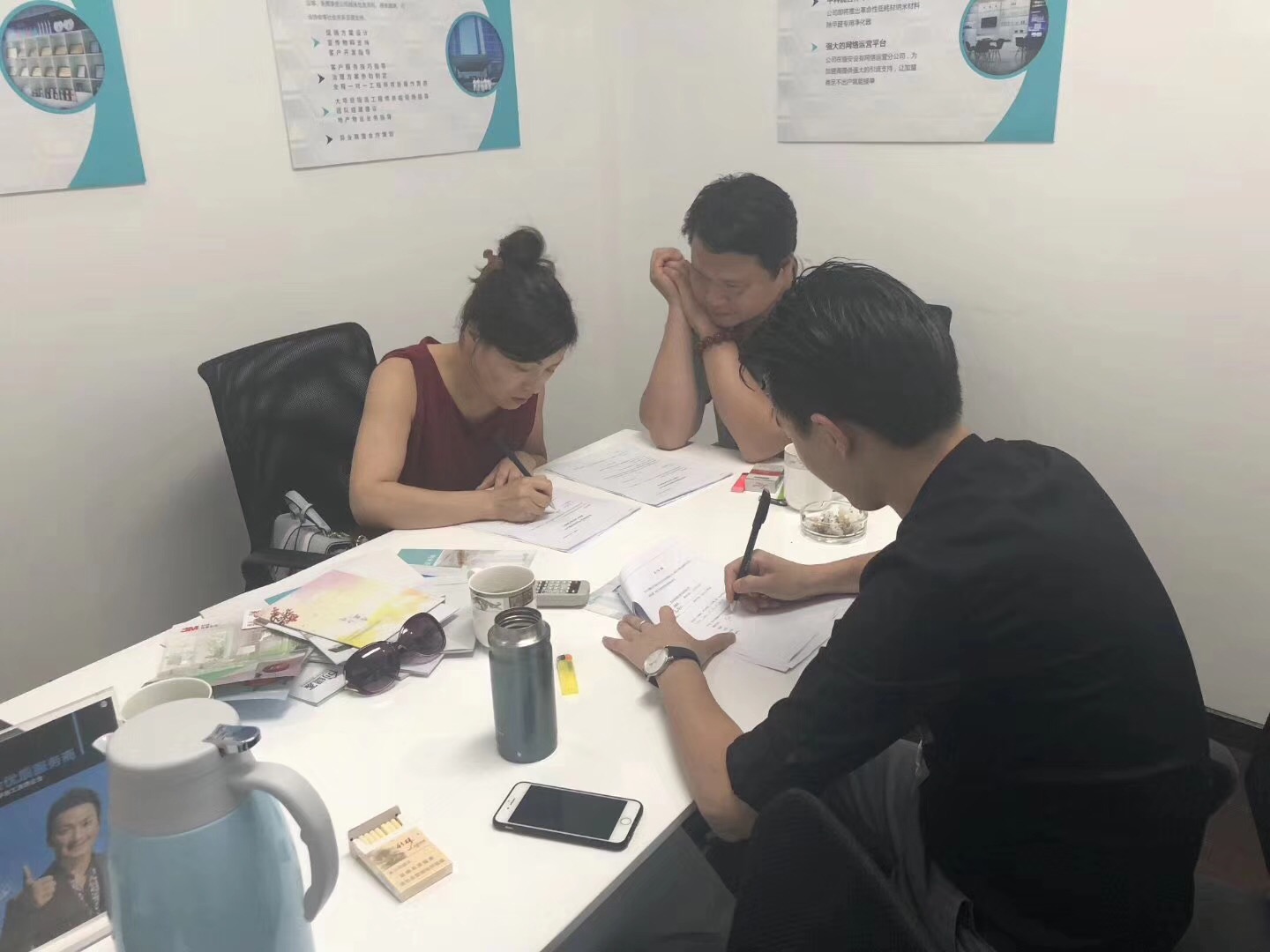 熱烈祝賀趙總團(tuán)隊(duì)簽約創(chuàng)綠家上海市區(qū)級(jí)代理！