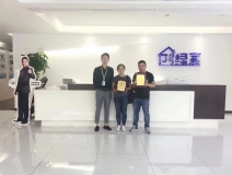 熱烈祝賀李總夫婦、呂總夫婦簽約創綠家永康市區級代理！