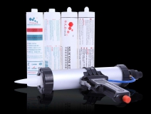 除甲醛公司近日發現，室內膠粘劑會導致甲醛嚴重超標